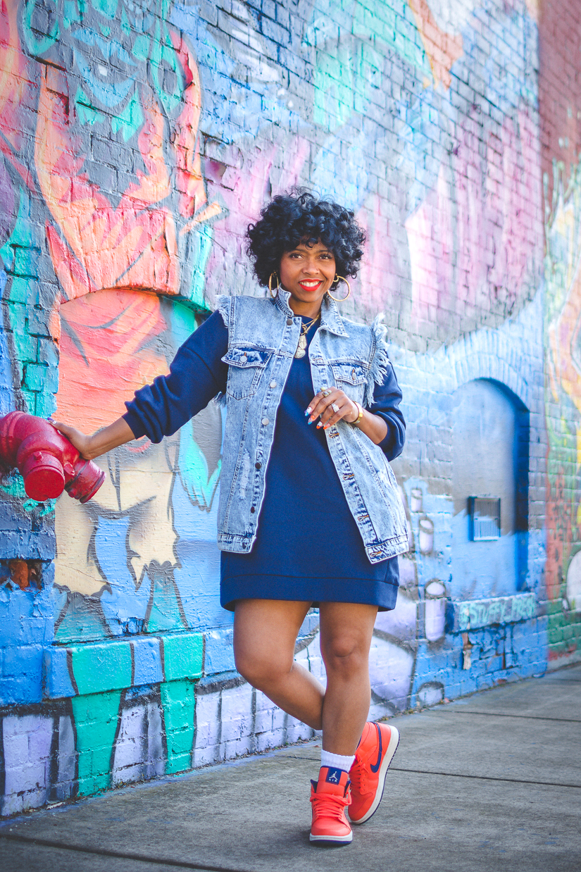 SWEENEE STYLE, HOW TO WEAR A SWEATSHIRT DRESS, SPRING OUTFIT IDEA, INDIANAPOLIS FASHION BLOG, BLACK GIRLS WHO BLOG, EASY OUTFIT IDEAS