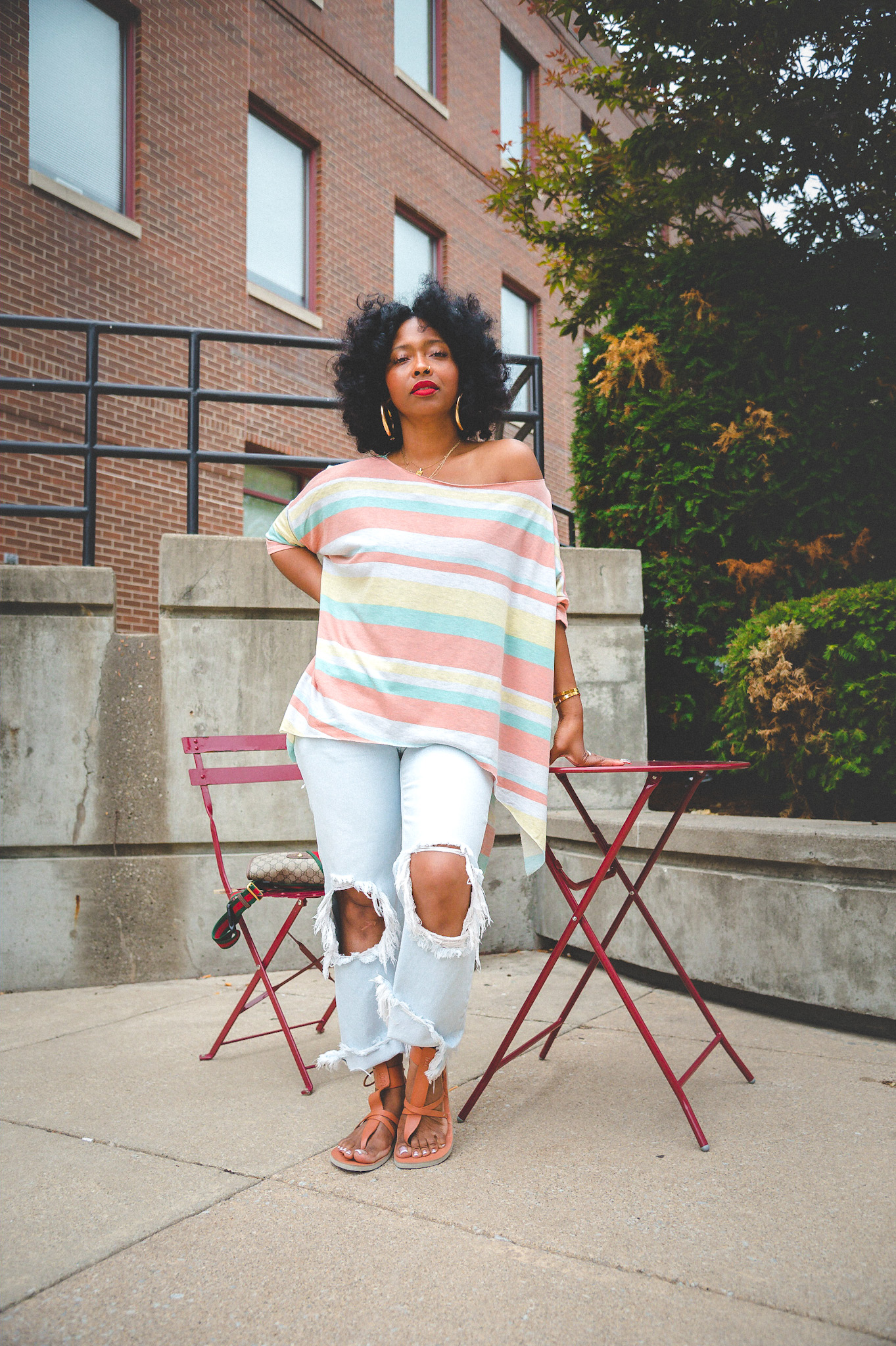 Sweenee Style, Blogger, 2022 Blogger, Black Girls who Blog, Indianapolis Fashion Blog, Indiana Fashion Blog, Brown Girls who blog, Natural hair blog, Free People Maggie Jeans, Free People Style, Natural Hair Style Ideas, What to wear during the day
