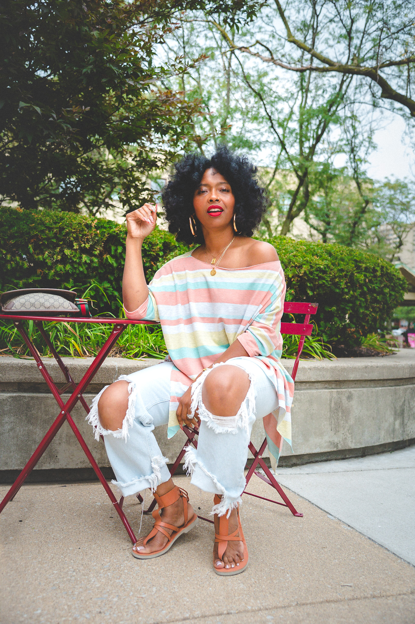 Sweenee Style, Blogger, 2022 Blogger, Black Girls who Blog, Indianapolis Fashion Blog, Indiana Fashion Blog, Brown Girls who blog, Natural hair blog, Free People Maggie Jeans, Free People Style, Natural Hair Style Ideas, What to wear during the day